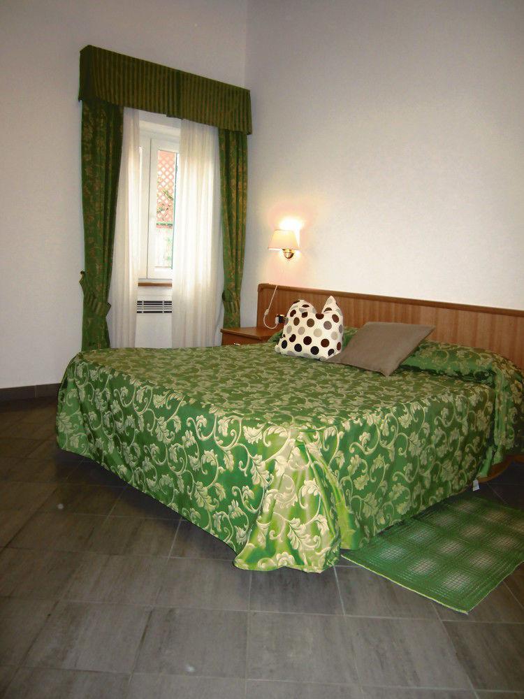 Albergo La Veranda Tavarone Exterior photo